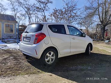 Chevrolet: Chevrolet Spark: 2020 г., 1 л, Вариатор, Бензин, Хэтчбэк — 4