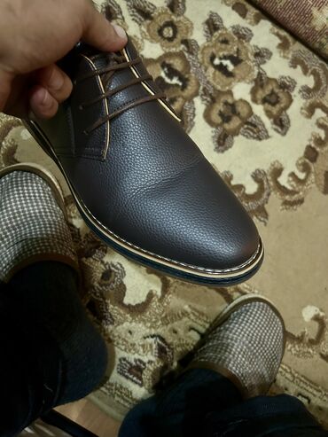 Ayaqqabılar: Ayaqqabi tezedi cemi 1-2 defe geynilib, Turkiyeden baha alinib — 10