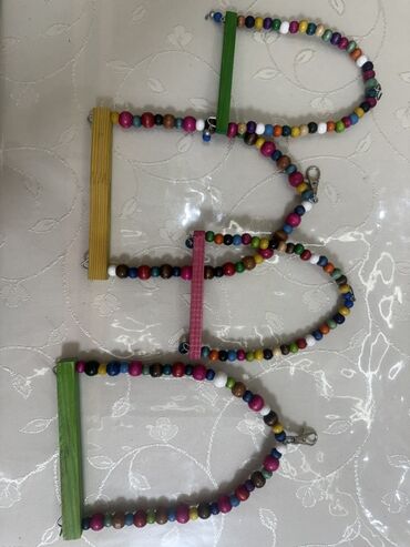 Oyuncaqlar: Papuqay və xırda quşlar üçün asılqan–oyuncaq Balaca yelləncək quşlar — 10