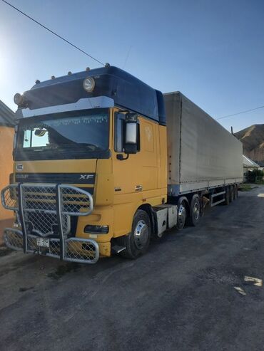 двухосные прицепы для легковых автомобилей бу: Сүйрөгүч, DAF, 2003 г., Тенттелген