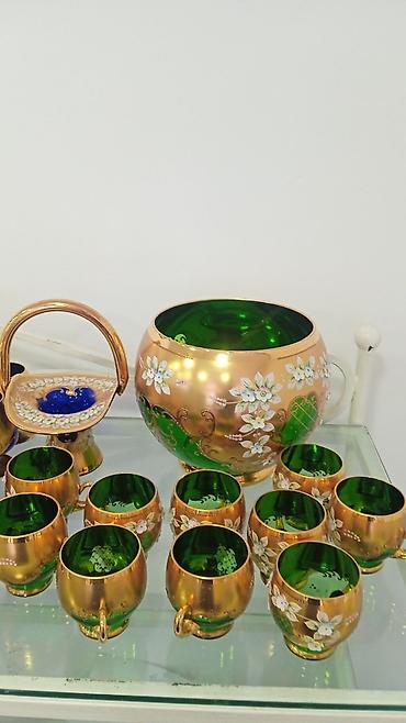 Qızıl işləməli bəzəkli şüşə dəst - Material: qalın şüşə, xaricdən