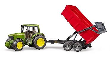 tiger patike: Bruder Traktor John Deere 6920 sa crvenom prikolicom (razmera 1:16) — 3