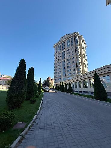 8: 3 комнаты, 104 м², 8 мкр Элитка, 3 этаж, Евроремонт — 9