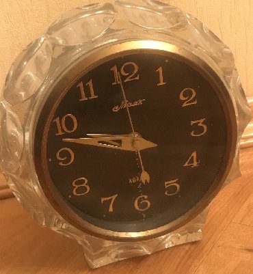 komandir saatı: Xrustal saat - Antik