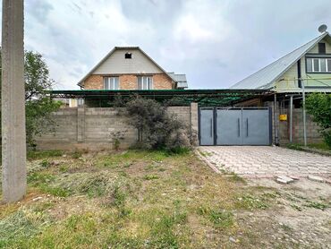 не достроенный дома: Дом, 194 м², 5 комнат, Агентство недвижимости, Старый ремонт