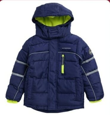 детское куртки: Продаю утепленную куртку для девочки 5-6 лет