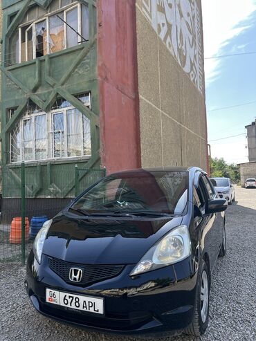 купить запчасти на опель вектра б: Honda Jazz: 2009 г., 1.3 л, Механика, Бензин, Седан