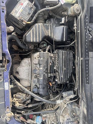 Honda: Honda Stream: 2002 г., 1.7 л, Автомат, Бензин, Минивэн — 10