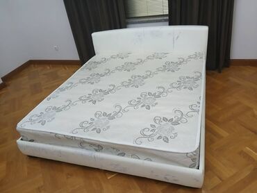 мебель для дом: Уктоочу бөлмө гарнитуру, Колдонулган, Бир кишилик керебет, Эки кишилик керебет, Шкаф, Жыгач, Акысыз жеткирүү