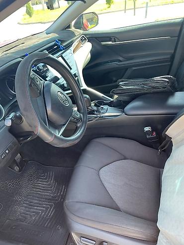 Toyota: Toyota Camry: 2018 г., Автомат, Бензин, Седан — 13