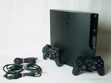 elektronska: U ponudi Sony Playstation 3 sa naslova. Konzola je lepo očuvana, radno — 10