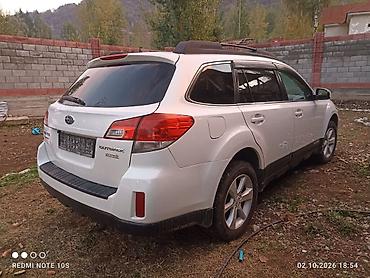 Subaru Outback: 2013 г., 2.5 л, Автомат, Бензин, Универсал — 4