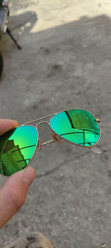Gün eynəyi, Ray-Ban, İşlənmiş