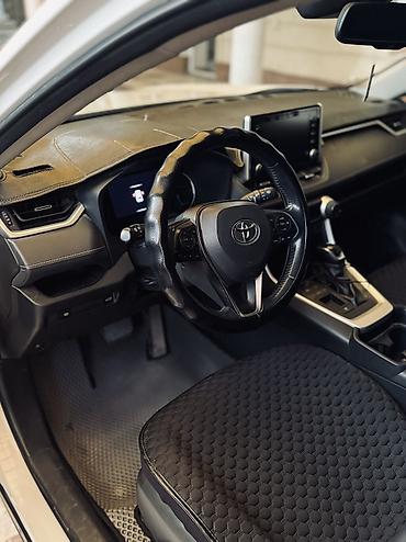 Toyota: Toyota RAV4: 2019 г., 2.5 л, Вариатор, Гибрид, Кроссовер — 9