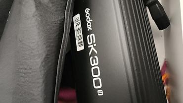 softbox: Godox SK300II studiya işıqlandırma dəsti Məzmun: - Godox SK300II — 6