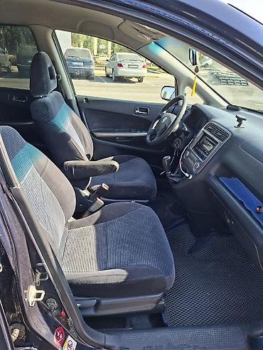 жел кайык: Honda Stream: 2001 г., 2 л, Кол менен иштөөчү, Газ, Вэн/Минивэн — 7