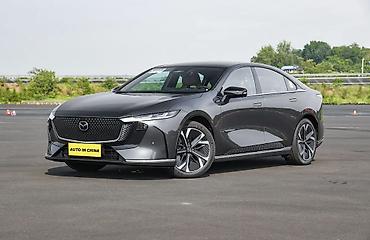 фит на аренду: Mazda EZ-6: 2024 г., Автомат, Электромобиль, Седан — 1