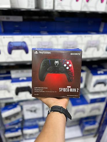 playstation aksesuar: Sony PlayStation DualSense Wireless Controller – Marvel’s Spider‑Man 2 — 1