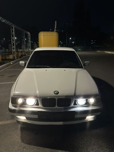машина алам расрочкага: BMW 525: 1994 г., 2.5 л, Механика, Бензин, Седан