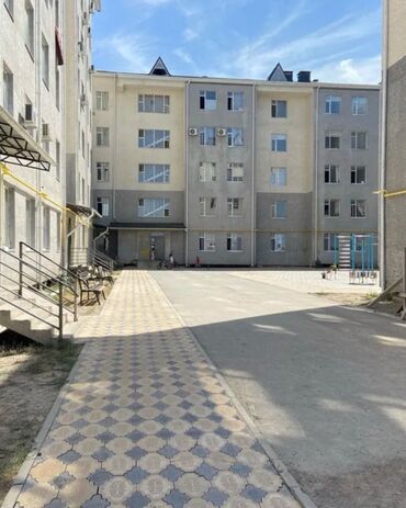 я ищу квартиру кызыл аскер: 2 комнаты, 42 м², Элитка, 3 этаж, Евроремонт