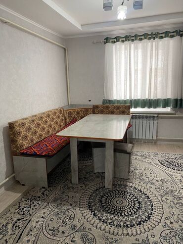 мебель в комнату: 110 м², 5 комнат, Требуется ремонт Кухонная мебель