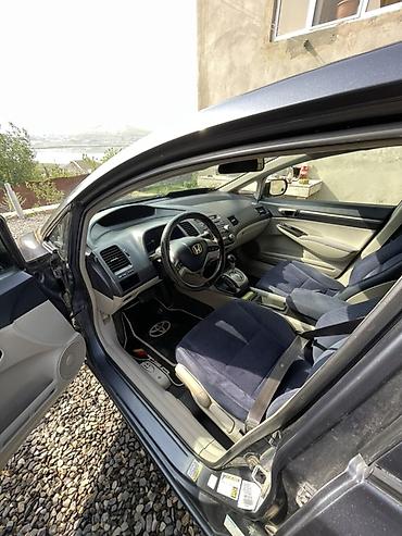 maşın ucun dinamik: Honda Civic: 1.3 l | 2008 il Sedan — 8