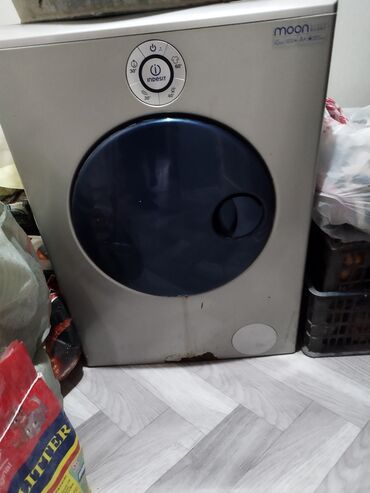 поясной машинка бу: Кир жуучу машина Indesit, Тар