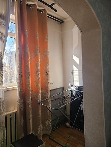 центральная улица: Продаю 2-х комнатный квартиру центр бишкека Токтогула Ибраимова 68 — 10