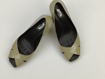 Women's Footwear: Shoes 38, condition - Good