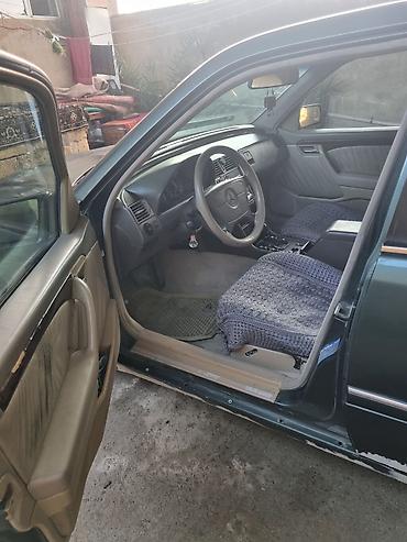 2106 ucuz: Məhsul: Mercedes-Benz sedan salonu və audio sistemi Təsvir: - Klassik — 5