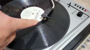 Другая аудиотехника: Продам 2 аппарата проигрыватель грампластинок первого класса сложности — 16