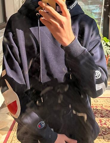crown atlet: 🧊 CHAMPION HOODIE 📦 В наличии 🎨 Цвет: тёмно-синий 📏 Размер: M — 3