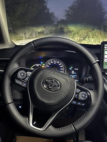 на 124: Toyota Corolla: 2021 г., 1.8 л, Автомат, Гибрид, Седан — 9