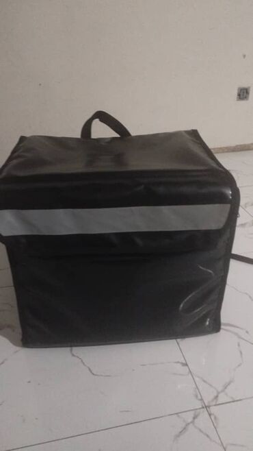 сумка для багажа: Термо сумка для доставки еды. Ну или для того чтобы возить еду горячей