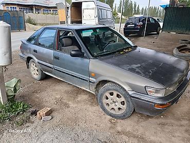 Toyota: Toyota Corolla: 1991 г., 1.3 л, Кол менен иштөөчү, Бензин, Седан — 9