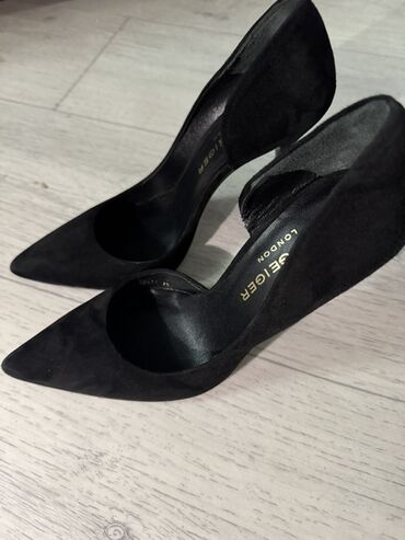 сандали 38 размер: Туфли-лодочки Kurt Geiger London, модель Anja, цвет Black. -