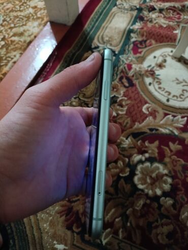 lavaş bişirən aparat: IPhone 11, Yaşıl, Face ID