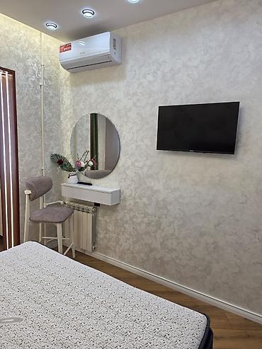 Plitələr və bişirmə panelləri: ƏHMƏDLİDE Tecılı satılır 9/7 sarayeva 34 de 2 otaq super remont — 8