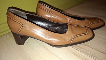 Salonke: Salonke, 36 — 10