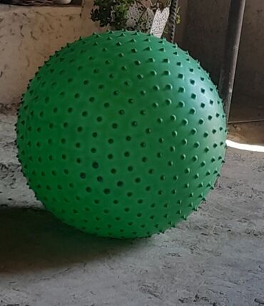 купить футбольный мяч: Yaşıl rəngli masajlı fitnes topu - Səth: bədənə yumşaq təmas verən