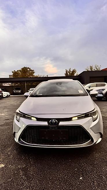 Продажа авто: Toyota Corolla: 2019 г., 1.8 л, Автомат, Гибрид, Седан — 3