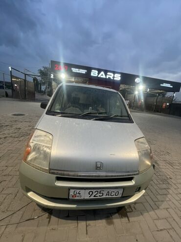 Honda: Honda Mobilio: 2002 г., 1.5 л, Автомат, Бензин, Универсал