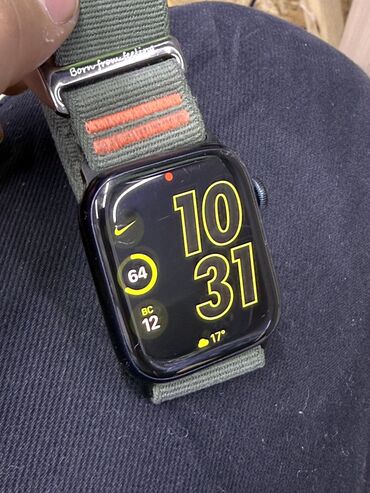 ноутбук мак бук: Apple Watch 9 series black АКБ 99%
200$ есть зарядка и коробка родной