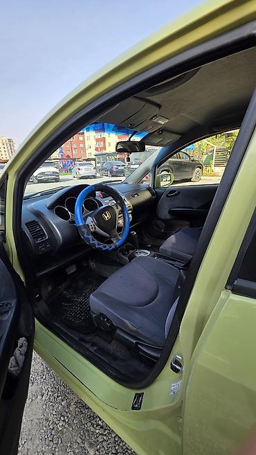 продажа авто гибрид: Honda Jazz: 2005 г., 1.4 л, Автомат, Бензин, Хэтчбэк — 5