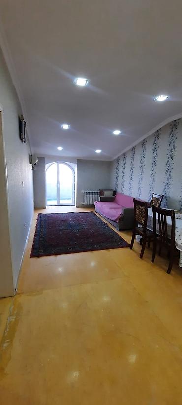evlər studiya: 2 otaqlı təmirli ve Əşyalı ev kirayə verilir.Evde yaşamaq üçün hər — 1