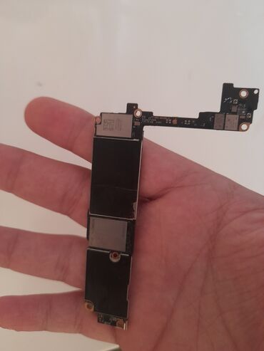iphone 6 korpus: IPhone 7, 32 ГБ