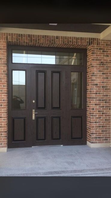 Qaraj darvazaları: Dəmir Qaraj darvazası, Seksional, Avtomatik, rəng - Qəhvəyi, Qapı ilə — 16