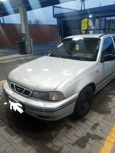 Daewoo: Daewoo Nexia: 1997 г., 1.5 л, Механика, Газ, Седан