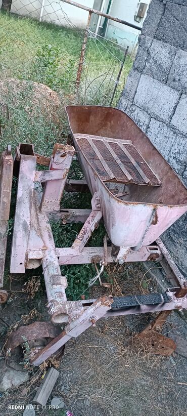 Тракторы МТЗ (Беларус): Модель: Другие тракторы МТЗ, Б/у, 1979 г., Трактор с другими агрегатами — 4