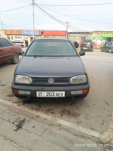 фольксваген голф: Volkswagen Golf: 1992 г., 1.8 л, Механика, Бензин, Хэтчбэк